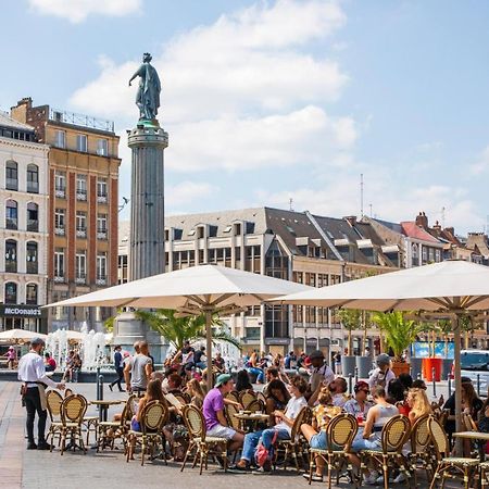 Fully-Equipped Apartment In City Center + Parking Lille Kültér fotó